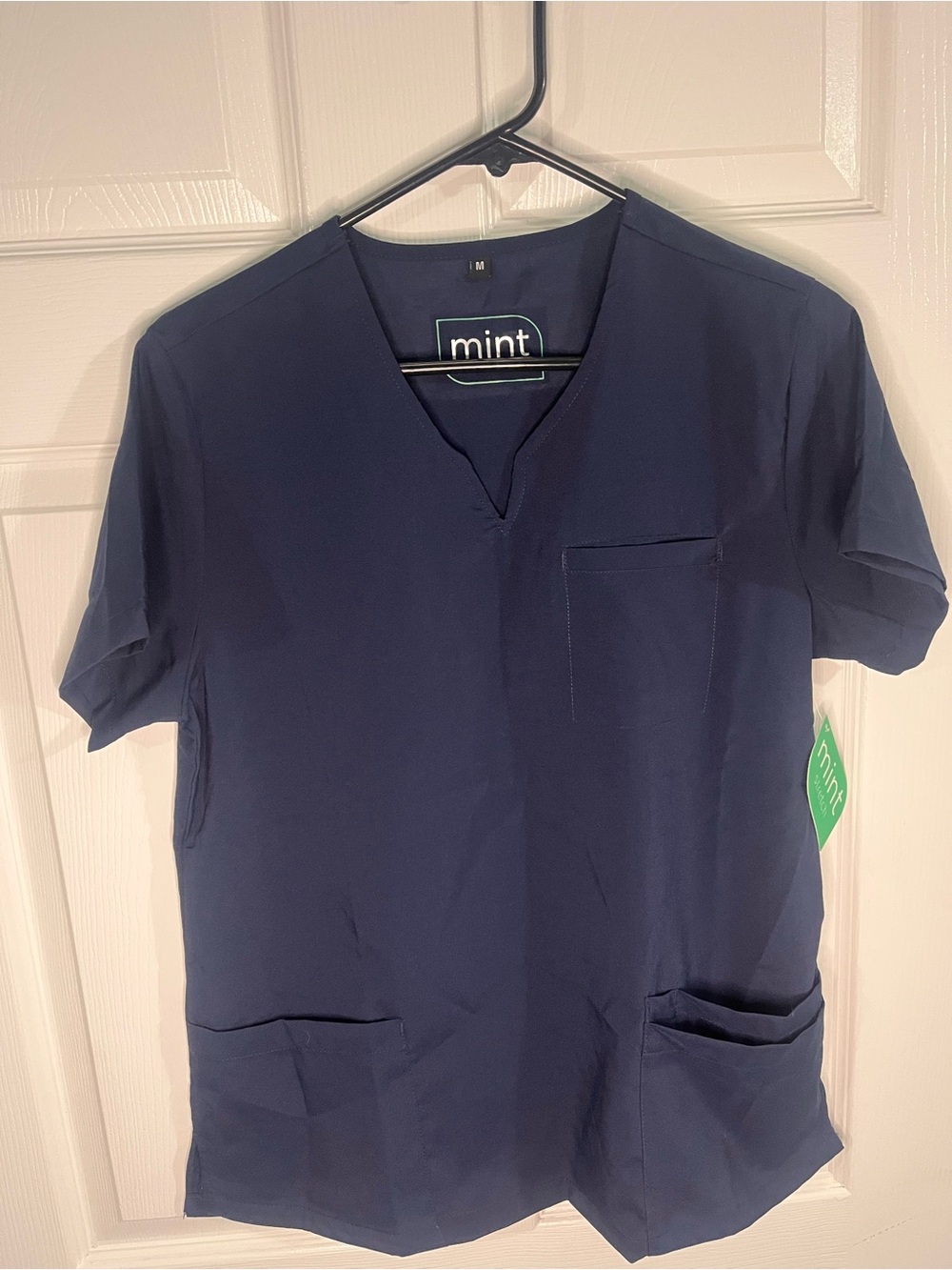 Scrub Top-NWT